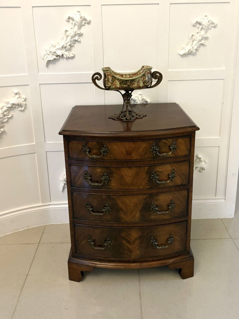Antique Edwardian Quality Figured Mahogany Bow Fronted Chest of Four Drawers - Image 4